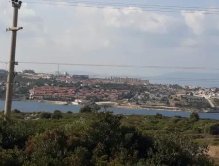 Grundstück Zum Verkauf In Der Nachbarschaft Von Çeşme Dalyan Mit Vollem Meerblick 1176M2 Zoneneinteilung