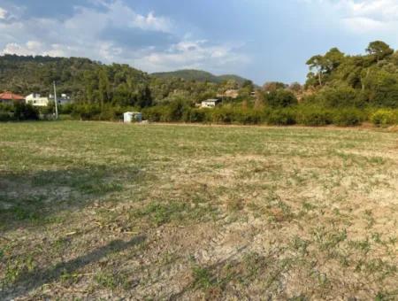 Grundstück Zum Verkauf In Çandır Mit Zustimmungsteilung 1160M2 Im Bebauten Gebiet Des Dorfes