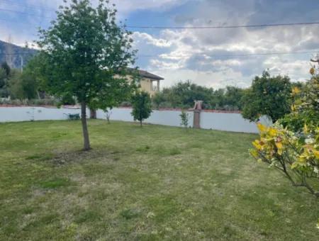 Okçular'da 1007M2 Arsa İçinde Satılık Villa